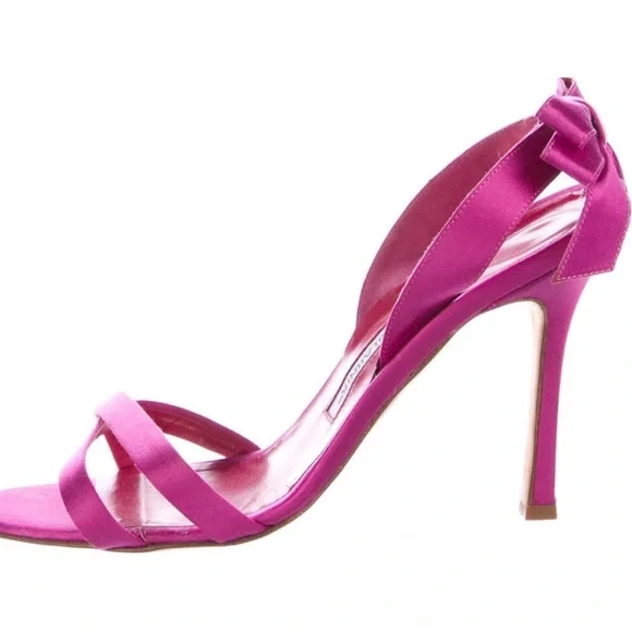 Manolo Blahnik Fuchsia Satin Heels - Picture 4 of 6